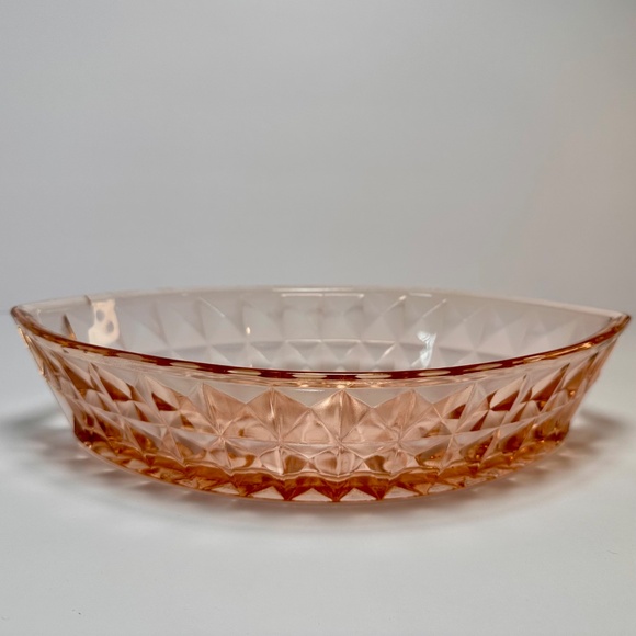 Vintage Pink Depression Glass Serving Dish • Geometric Pressed Pattern ✨ - Picture 3 of 4